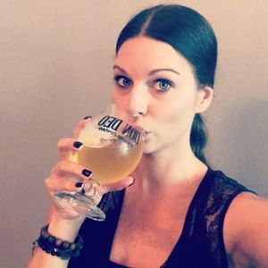 Meet your Posher, Nelly mar